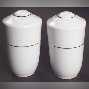 Noritake Whitecliff White Gold Elegant Salt and Pepper Shakers